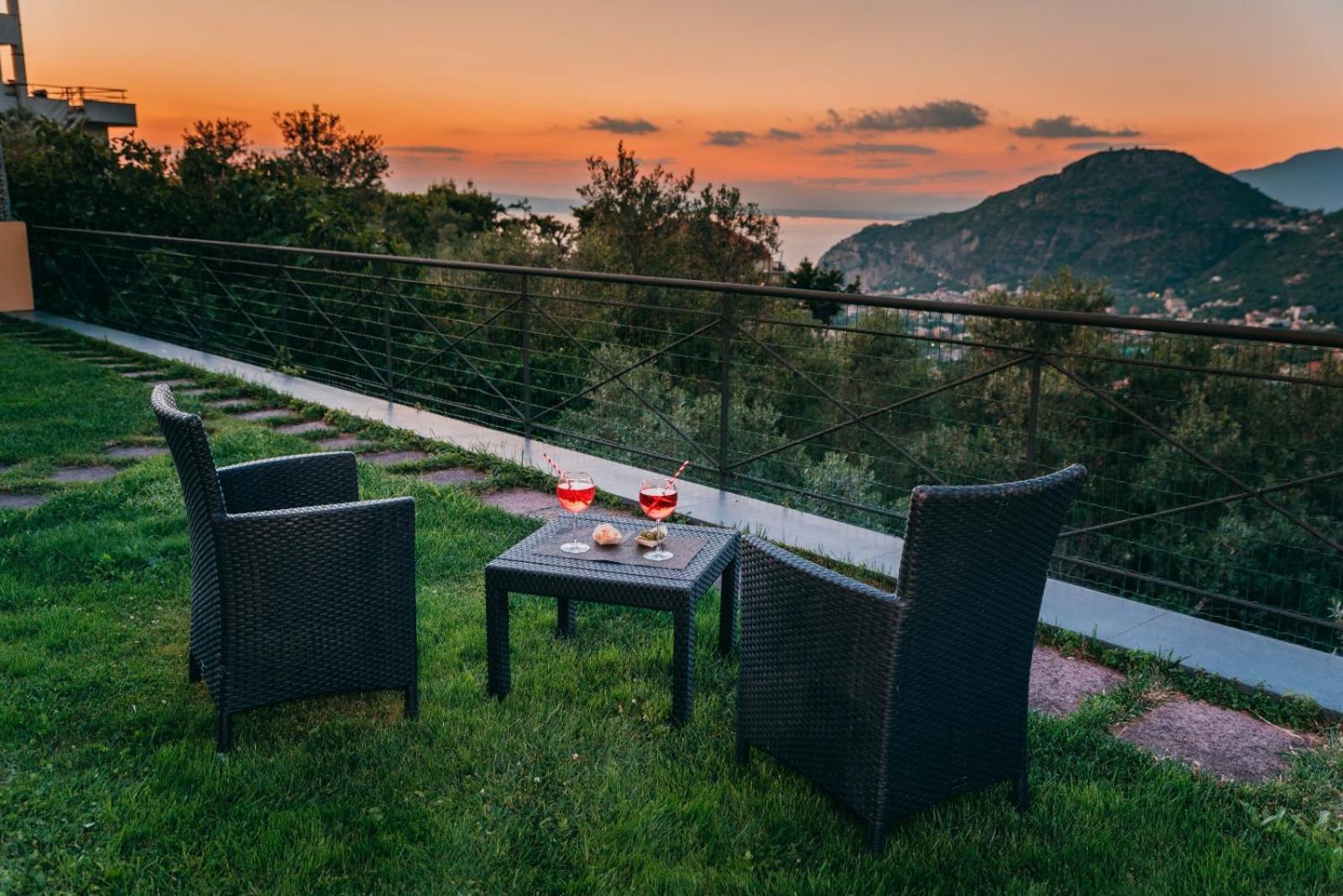 Villa Fanella, Independent House Between Sorrento & Amalfi Piano di Sorrento Ngoại thất bức ảnh
